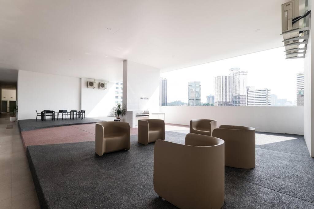 Tr Residence Lovely 3 Bedroom Unit 6Pax Next To Titiwangsa Lrt Kuala Lumpur Exterior foto