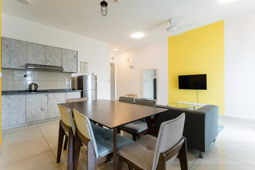 Tr Residence Lovely 3 Bedroom Unit 6Pax Next To Titiwangsa Lrt Kuala Lumpur Exterior foto