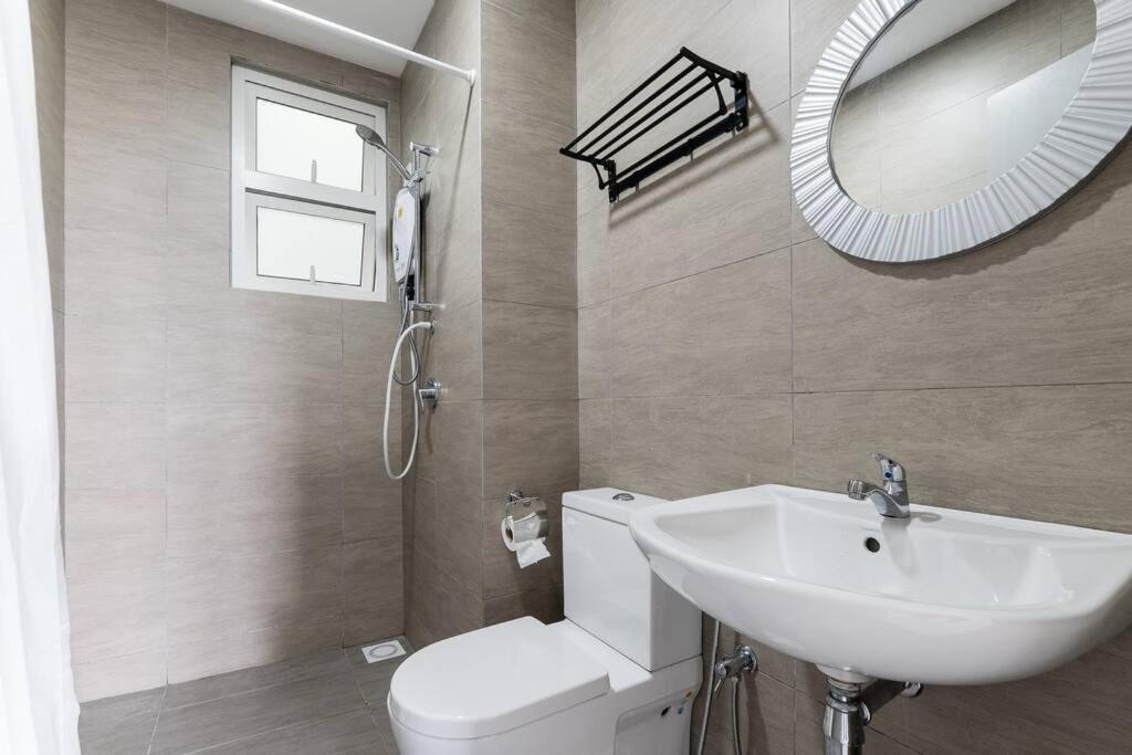 Tr Residence Lovely 3 Bedroom Unit 6Pax Next To Titiwangsa Lrt Kuala Lumpur Exterior foto